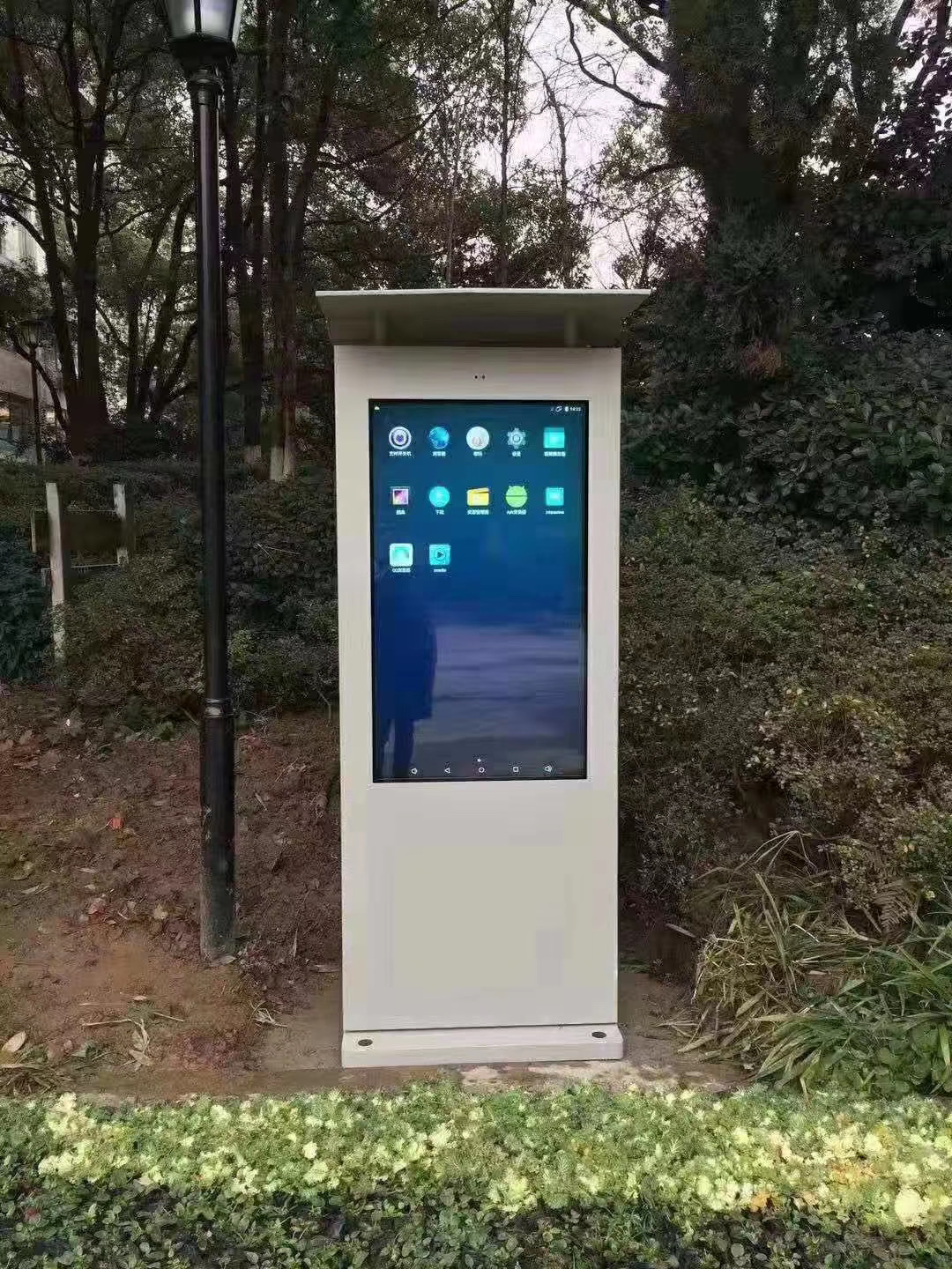 户外广告机 智慧城市发展的智能窗口与重要引擎